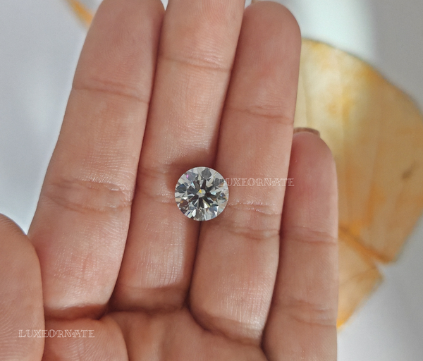 1.00-5.00 CT Round Brilliant Lab Grown Diamond IGI Certified