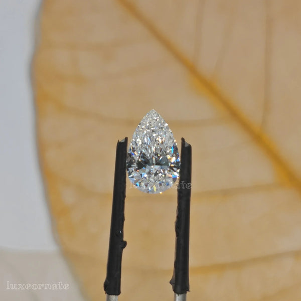 Loose pear cut diamond, lab grown diamond, Teardrop shaped suitable for custom jewellery
