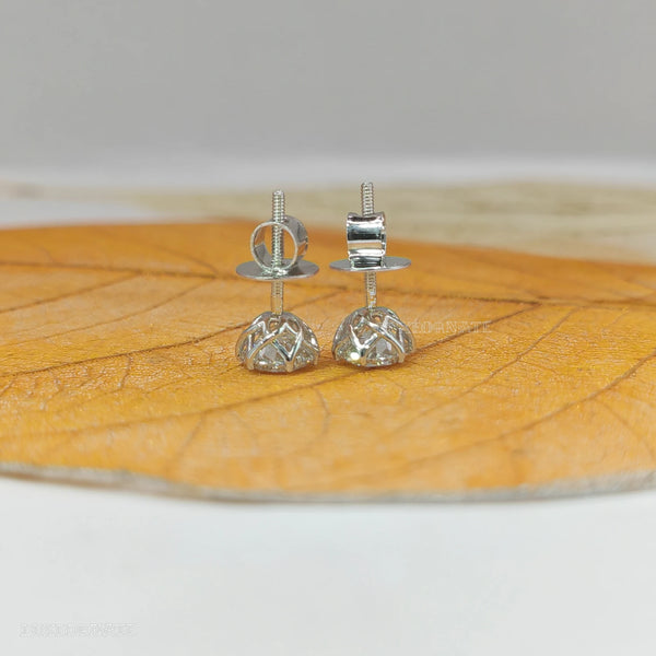diamond stud earrings for women round cut in white gold, classic solitaire screw back design