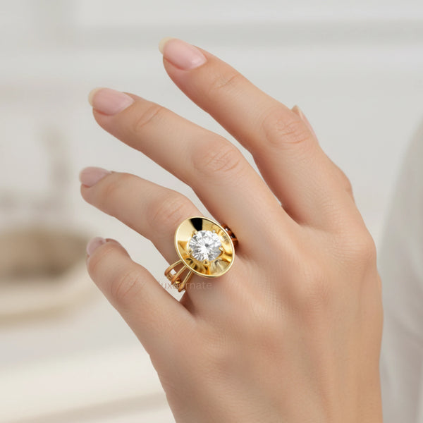 Stylish Design Solitaire Diamond Ring